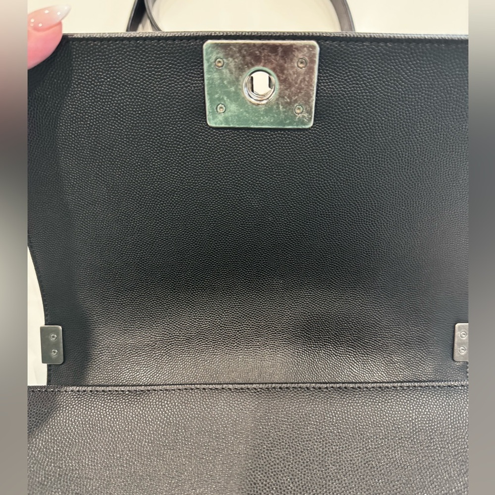 Chanel Boy Bag Old Medium Black Caviar - Picture 13 of 16